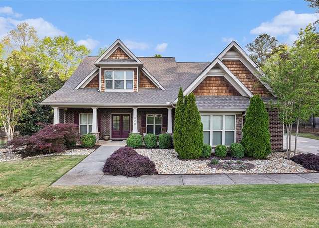 Property at 420 Dogwood Ln, Jefferson, GA 30549, 4 beds, 3.5 baths