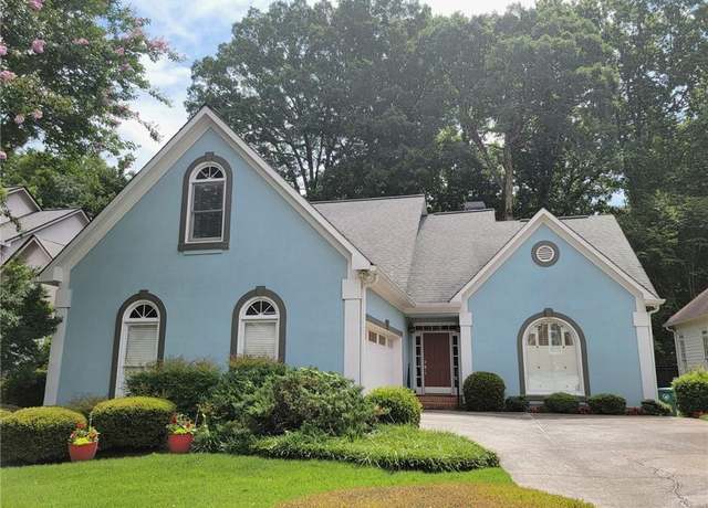 Property at 3740 Ashford Pt NE, Brookhaven, GA 30319, 4 beds, 2.5 baths