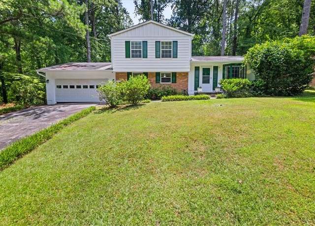Property at 3199 Pin Oak Way, Atlanta, GA 30340, 3 beds, 2 baths