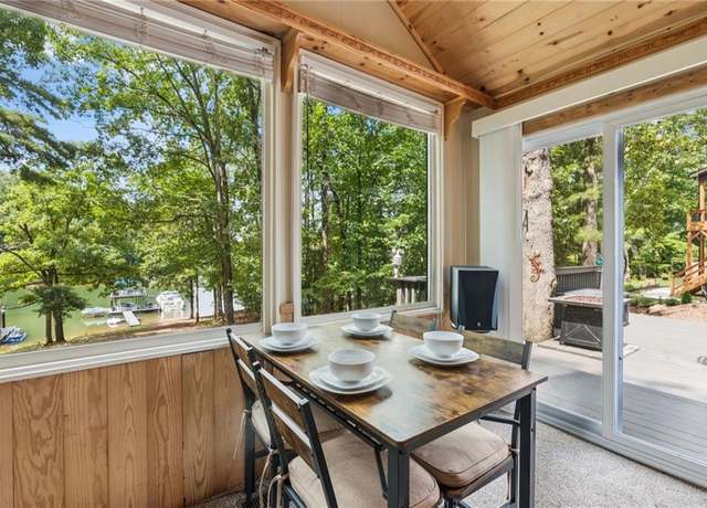 Property at 5705 Ridgeway Cir, Gainesville, GA 30506, 1 bed, 2 baths