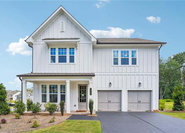 Property at 112 East Harbor Dr, Dawsonville, GA 30534, 4 beds, 3.5 baths