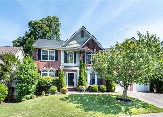 Property at 149 Parkstone Way, Marietta, GA 30066, 5 beds, 2.5 baths