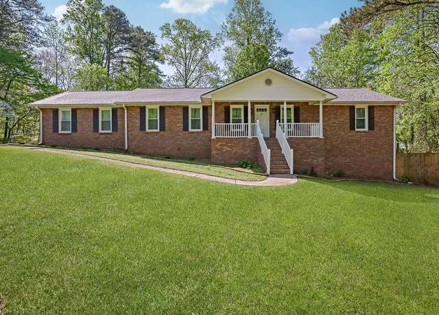 Property at 567 Shiloh Rd NW, Kennesaw, GA 30144, 3 beds, 2 baths