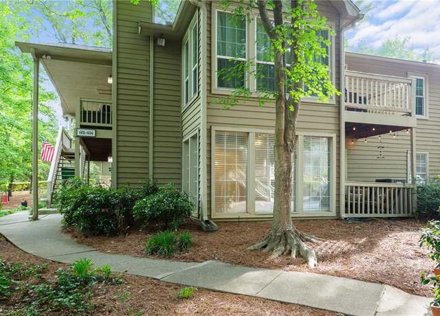 Property at 602 Country Park Dr SE, Smyrna, GA 30080, 2 beds, 1 bath