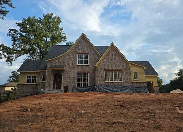 Property at 5450 N Richland Creek St, Buford, GA 30518, 5 beds, 4.5 baths