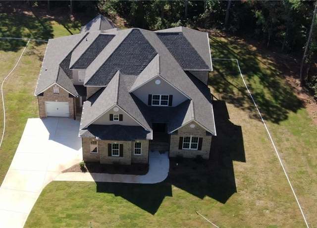 Property at 8033 White Stone Blvd, Douglasville, GA 30135, 4 beds, 4.5 baths