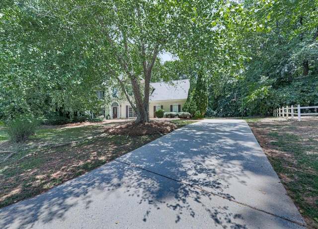 Property at 4601 Ethel Springs Trl SW, Mableton, GA 30126, 4 beds, 2.5 baths