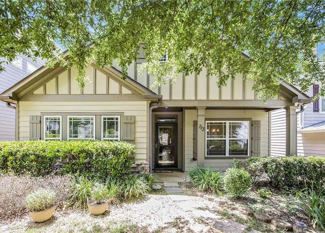 Property at 113 Macalester Dr, Newnan, GA 30265, 4 beds, 2.5 baths