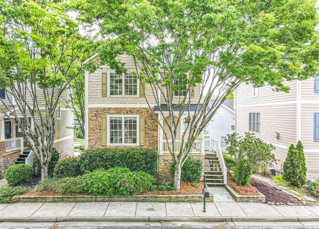 Property at 2238 Parkview Ct NW, Atlanta, GA 30318, 3 beds, 2.5 baths