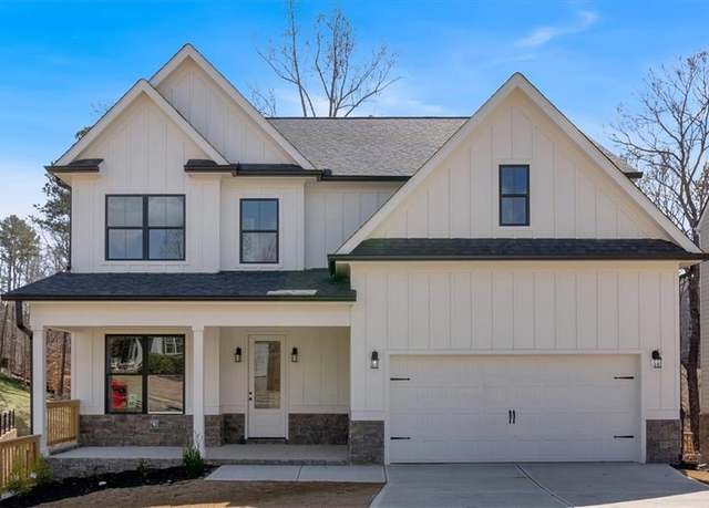 Property at 10 Ashwood Dr SE, Cartersville, GA 30120, 4 beds, 2.5 baths