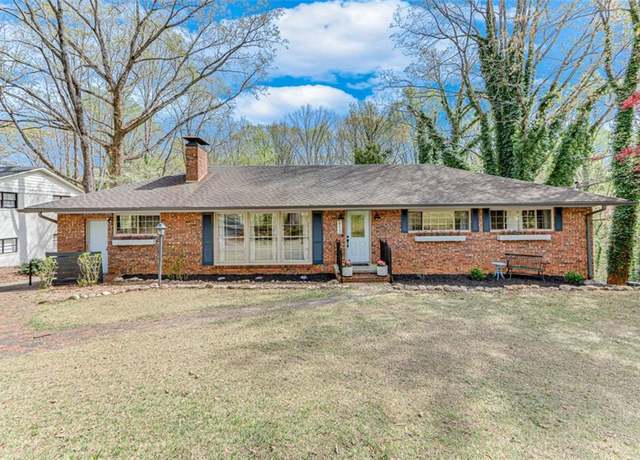 Property at 613 Holly Dr, Gainesville, GA 30501, 4 beds, 3 baths