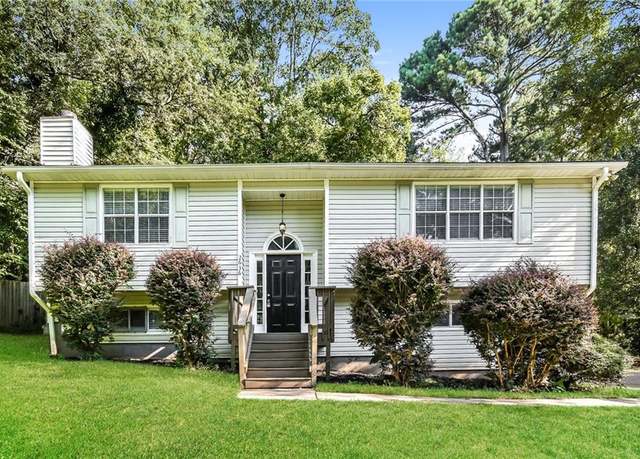 Property at 2636 Suzanne Ln, Acworth, GA 30102, 3 beds, 2.5 baths