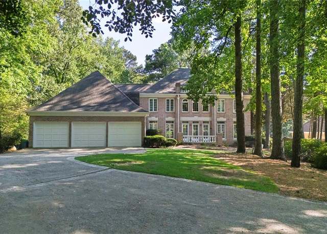 Property at 181 Sentinel Pl, Marietta, GA 30067, 5 beds, 4.5 baths
