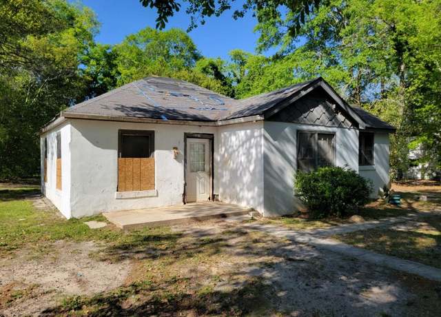 Property at 3567 Morgan Dr, Macon, GA 31204, 5 beds, 2 baths