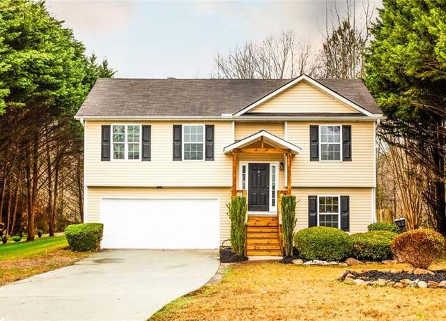 Property at 1632 Brook Ln, Monroe, GA 30655, 3 beds, 3 baths