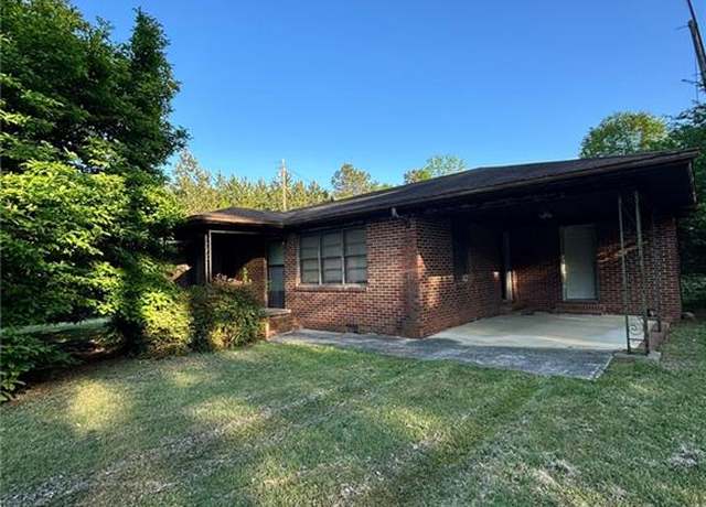 Property at 1186 Joe Bolton Rd, Commerce, GA 30530, 3 beds, 1 bath