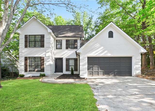 Property at 275 Carriage Chase, Fayetteville, GA 30214, 3 beds, 2.5 baths