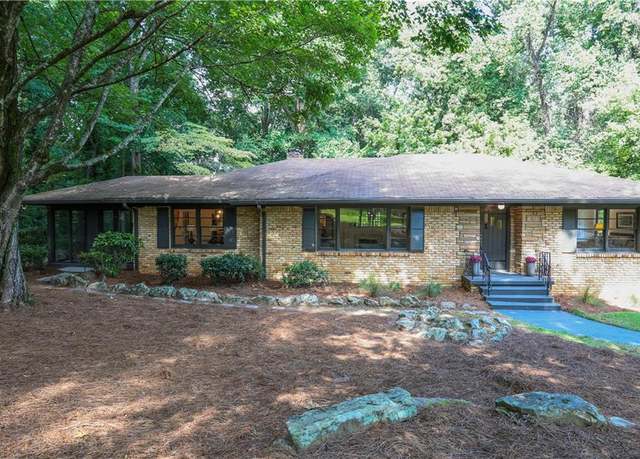 Property at 861 Falcon Dr SW, Atlanta, GA 30311, 4 beds, 3.5 baths
