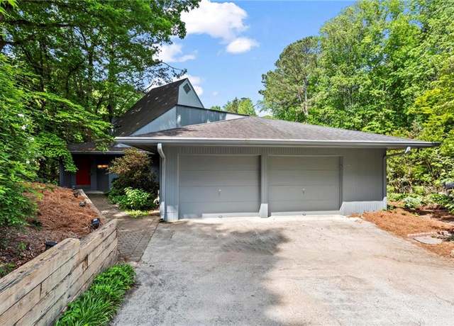 Property at 3863 Dundee Dr NE, Roswell, GA 30075, 4 beds, 2.5 baths