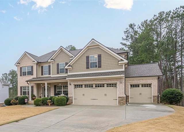 Property at 1050 Silver Thorne Dr, Loganville, GA 30052, 4 beds, 3 baths