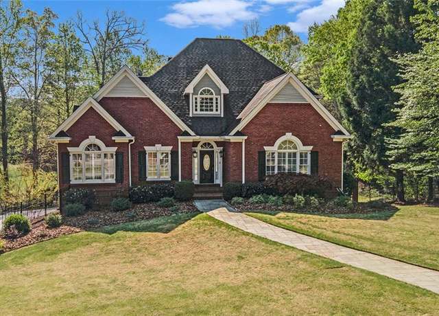 Property at 2012 Golfers Way, Villa Rica, GA 30180, 5 beds, 5.5 baths