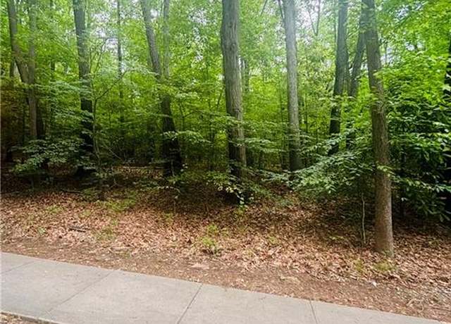 Property at 4050 Herschel Rd, Atlanta, GA 30337