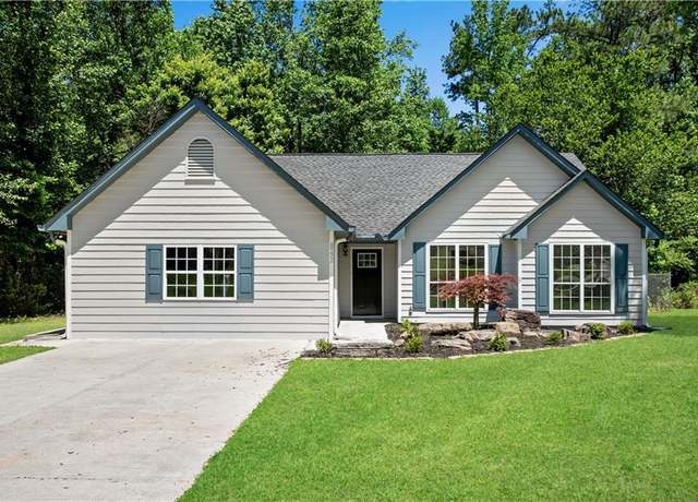 Property at 8592 Hidden Creek Cir, Snellville, GA 30039, 3 beds, 2 baths