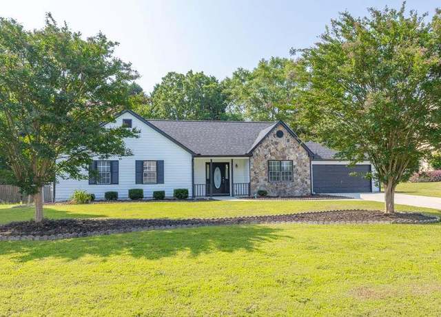 Property at 1510 Summer Lake Ter, Loganville, GA 30052, 3 beds, 2 baths