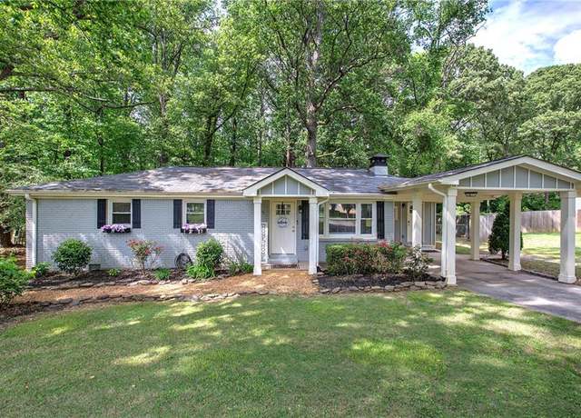 Property at 3710 Lavilla Dr, Powder Springs, GA 30127, 3 beds, 2 baths