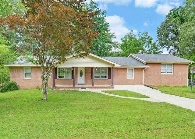 Property at 4831 Forest Blvd, Gainesville, GA 30506, 4 beds, 2.5 baths