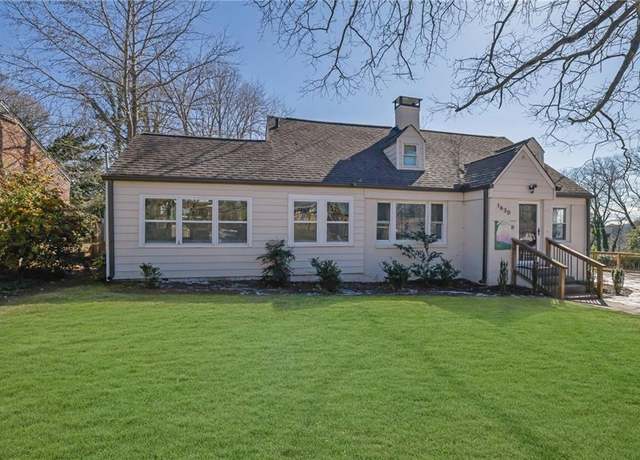 Property at 1630 Sylvan Rd SW, Atlanta, GA 30310, 4 beds, 2 baths