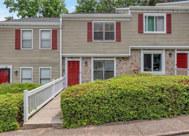 Property at 3425 September Morn, Peachtree Corners, GA 30092, 2 beds, 2.5 baths