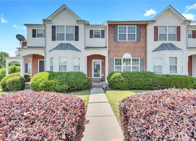 Property at 7120 Oakley Ct, Union City, GA 30291, 3 beds, 2.5 baths