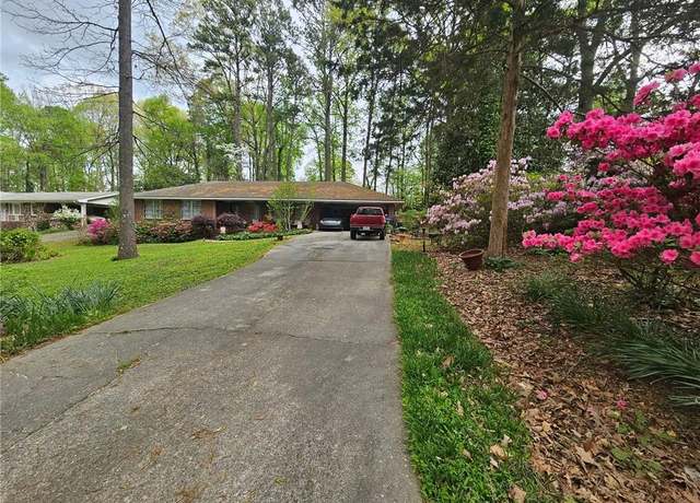 Property at 2564 Wren Ave NW, Duluth, GA 30096, 3 beds, 2 baths