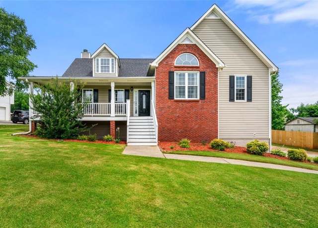 Property at 71 Barrington Dr, Hiram, GA 30141, 3 beds, 2 baths