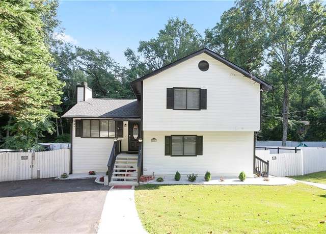 Property at 4787 Greenway Rd, Norcross, GA 30071, 3 beds, 3 baths