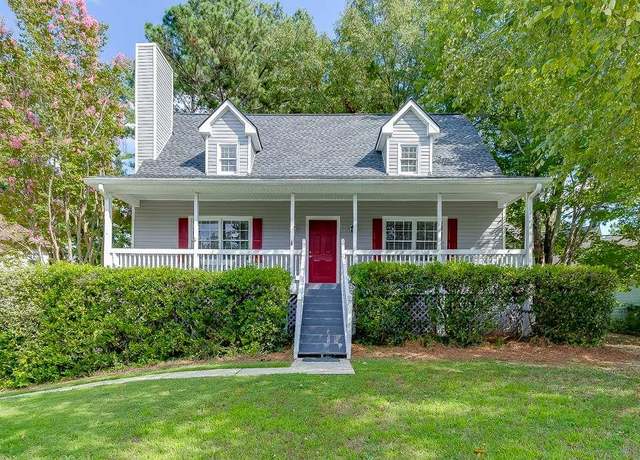 Property at 965 Garner Spring Ln, Sugar Hill, GA 30518, 3 beds, 2.5 baths