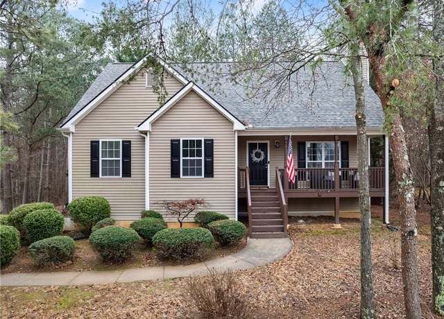 Property at 453 Greenwood Park Way, Dawsonville, GA 30534, 3 beds, 2 baths