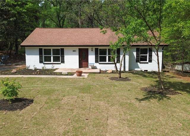 Property at 6881 Homestead Rd, Rex, GA 30273, 4 beds, 3 baths