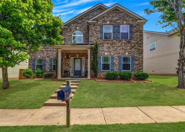 Property at 29 Madrid Ave, Newnan, GA 30263, 4 beds, 3 baths