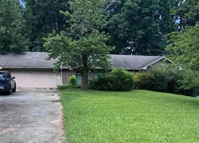 Property at 734 Old Tucker Rd, Stone Mountain, GA 30087, 3 beds, 2 baths