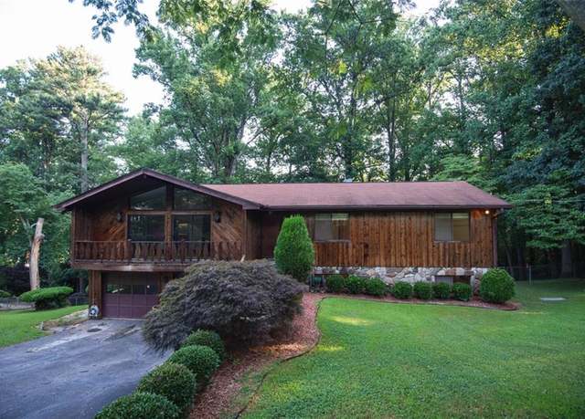 Property at 3570 Castlehill Ct, Tucker, GA 30084, 4 beds, 2.5 baths