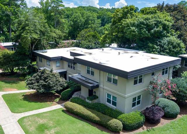 Property at 301 Lakemoore Dr NE Unit B, Atlanta, GA 30342, 2 beds, 1.5 baths