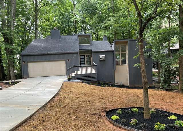 Property at 3430 Rocky Springs Ct, Marietta, GA 30062, 5 beds, 3 baths