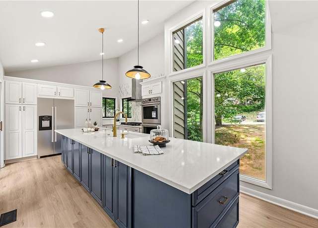 Property at 3430 Rocky Springs Ct, Marietta, GA 30062, 5 beds, 3 baths