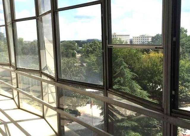 Property at 3060 NW Pharr Ct NW #517, Atlanta, GA 30305, 2 beds, 1 bath