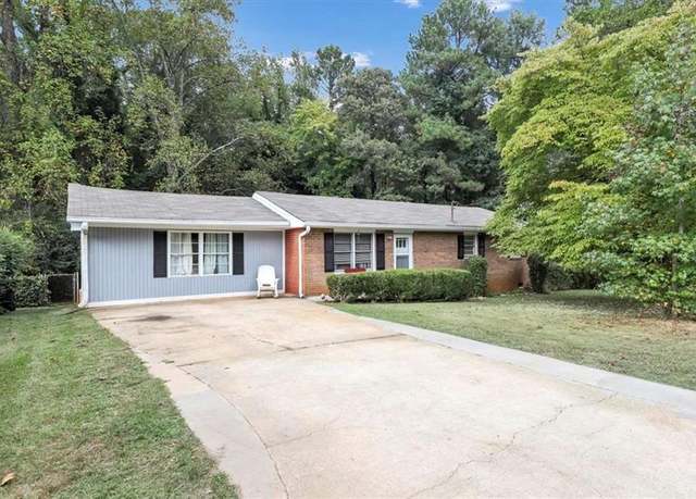 Property at 3569 Briar Dr, Lithia Springs, GA 30122, 4 beds, 1.5 baths