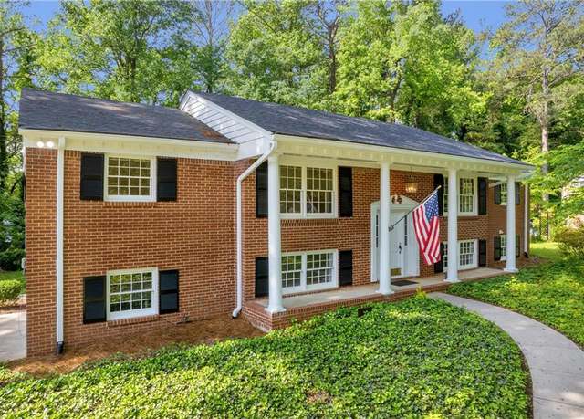 Property at 4331 E Kings Point Cir, Dunwoody, GA 30338, 4 beds, 3 baths