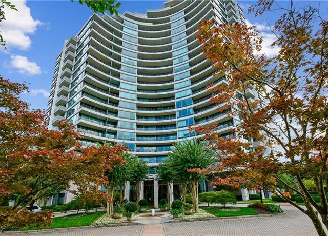 Property at 700 Park Regency Pl NE #1105, Atlanta, GA 30326, 3 beds, 3.5 baths