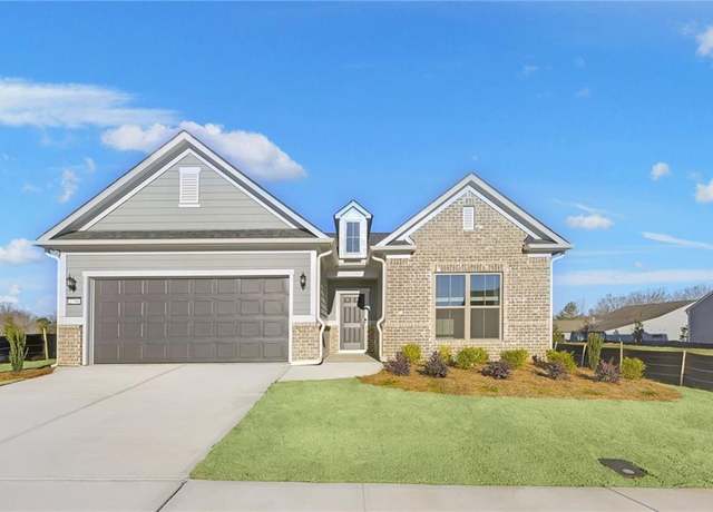 Property at 2798 Turnwater St, Hoschton, GA 30548, 3 beds, 2 baths